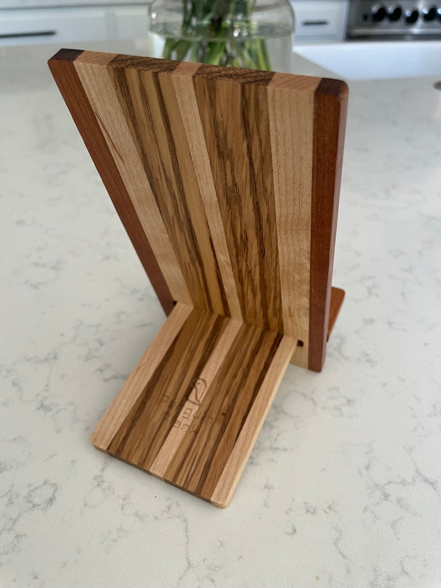 Portable Hardwood Phone Stand